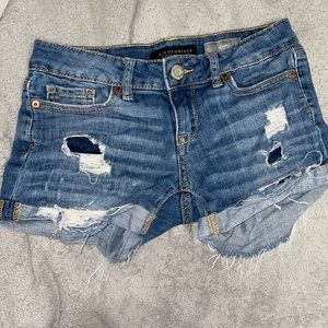 Aeropostale midi ripped short shorts